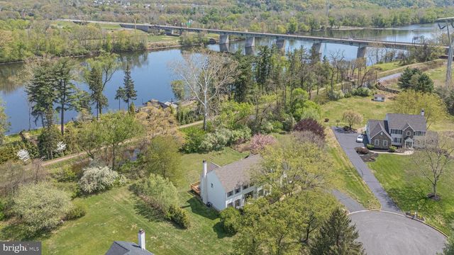 3 WATERWHEEL CT, New Hope, PA 18938