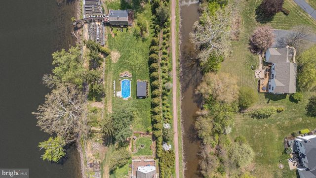 3 WATERWHEEL CT, New Hope, PA 18938