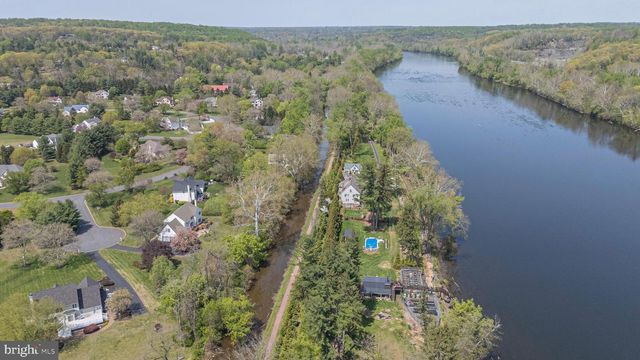 3 WATERWHEEL CT, New Hope, PA 18938