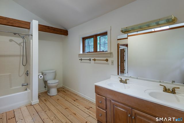 38 West Mountain Lane, Roxbury, CT 06783