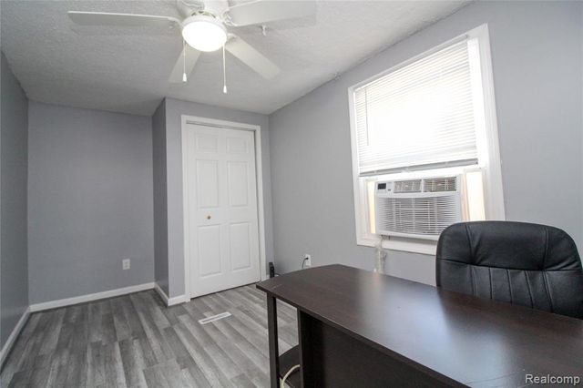 16021 Tacoma Street, Detroit, MI 48205