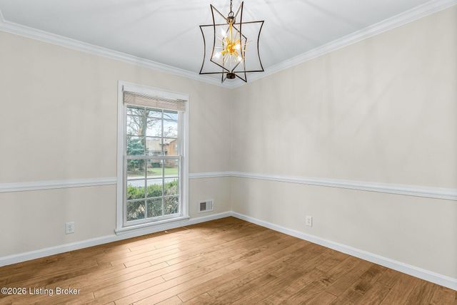 10617 Bracken Branch Ct, Louisville, KY 40223