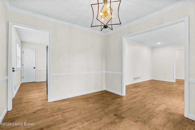 10617 Bracken Branch Ct, Louisville, KY 40223