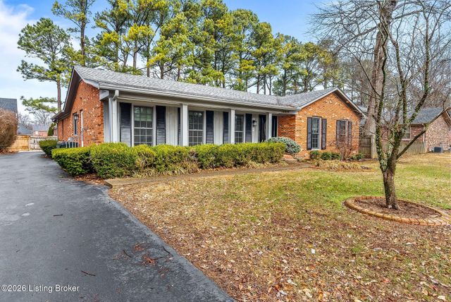 10617 Bracken Branch Ct, Louisville, KY 40223