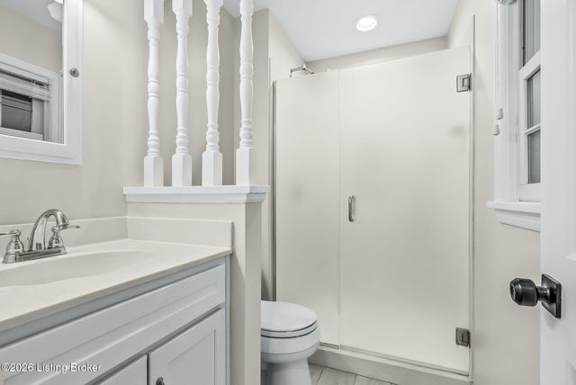 10617 Bracken Branch Ct, Louisville, KY 40223