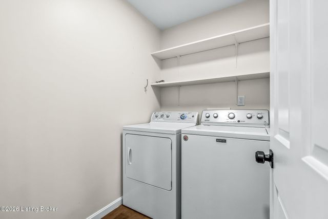 10617 Bracken Branch Ct, Louisville, KY 40223