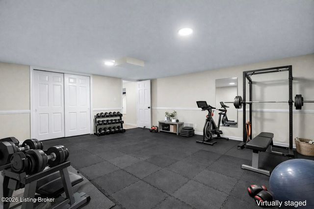 10617 Bracken Branch Ct, Louisville, KY 40223