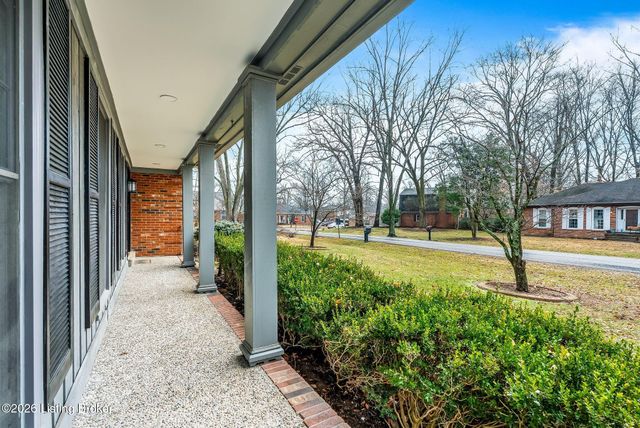 10617 Bracken Branch Ct, Louisville, KY 40223