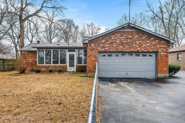 10617 Bracken Branch Ct, Louisville, KY 40223