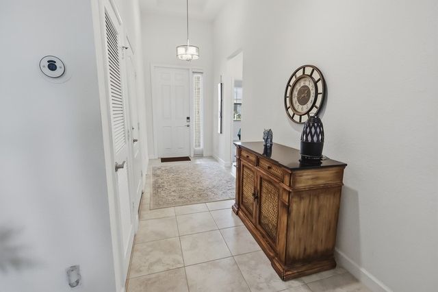 1130 N Verona Trace Drive, Vero Beach, FL 32966