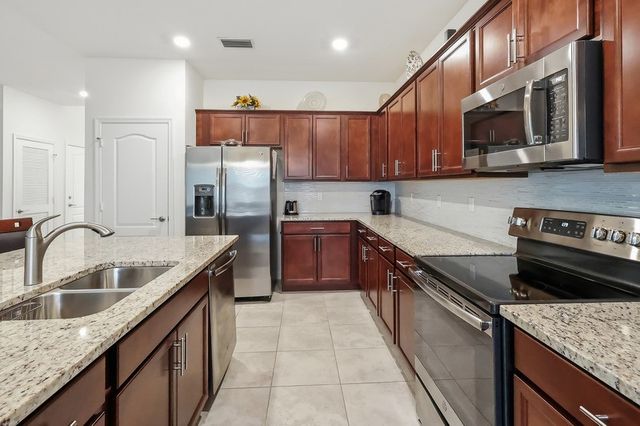 1130 N Verona Trace Drive, Vero Beach, FL 32966