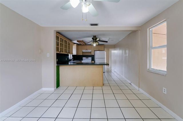 166 E 17th St, Hialeah, FL 33010
