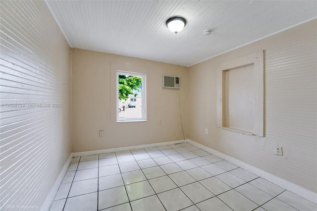 166 E 17th St, Hialeah, FL 33010