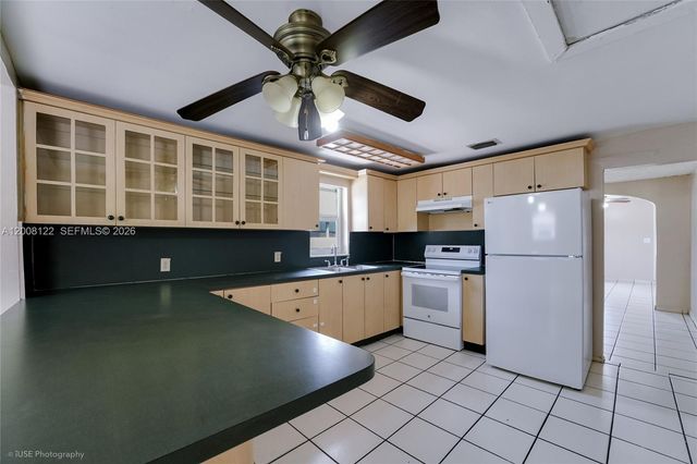 166 E 17th St, Hialeah, FL 33010