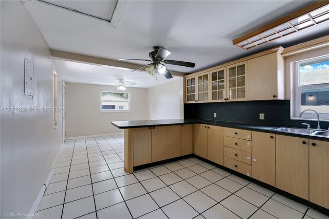 166 E 17th St, Hialeah, FL 33010