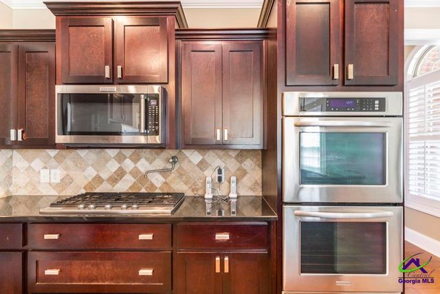 203 Avondale Circle, Warner Robins, GA 31088