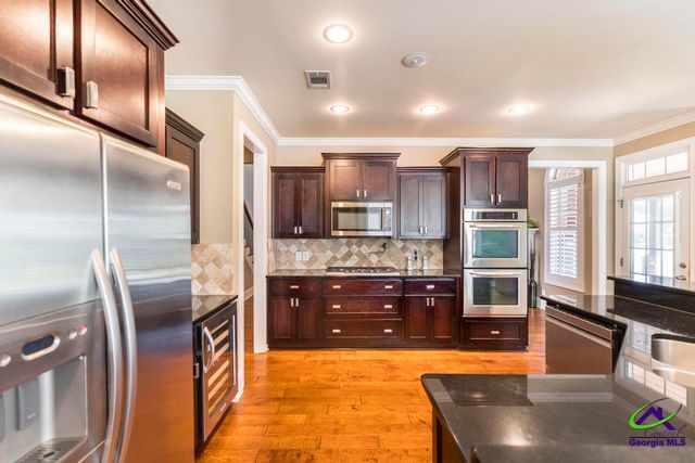 203 Avondale Circle, Warner Robins, GA 31088
