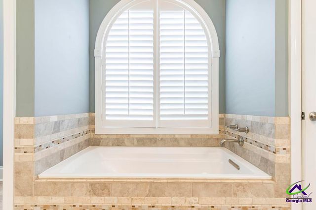203 Avondale Circle, Warner Robins, GA 31088