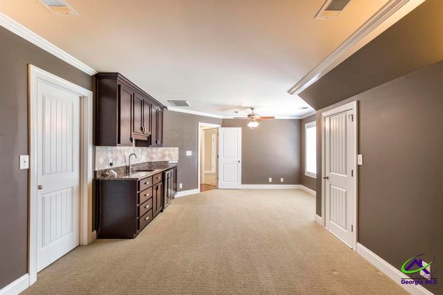 203 Avondale Circle, Warner Robins, GA 31088