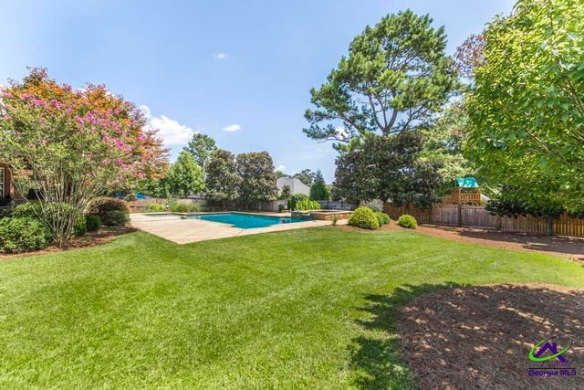203 Avondale Circle, Warner Robins, GA 31088