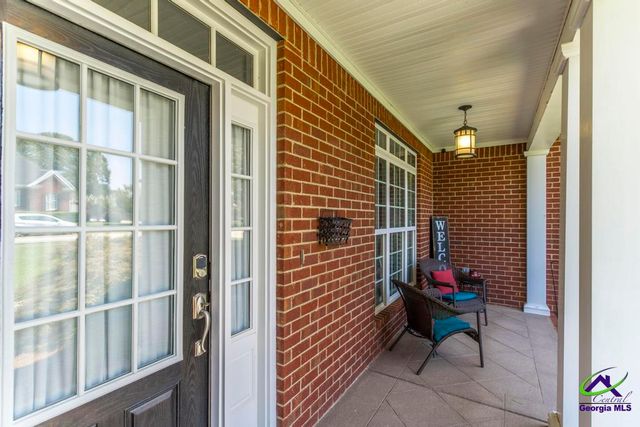 203 Avondale Circle, Warner Robins, GA 31088