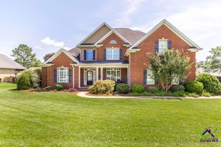 203 Avondale Circle, Warner Robins, GA 31088