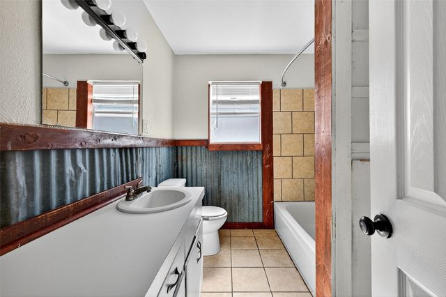 508 N Jordan Street, Whitesboro, TX 76273