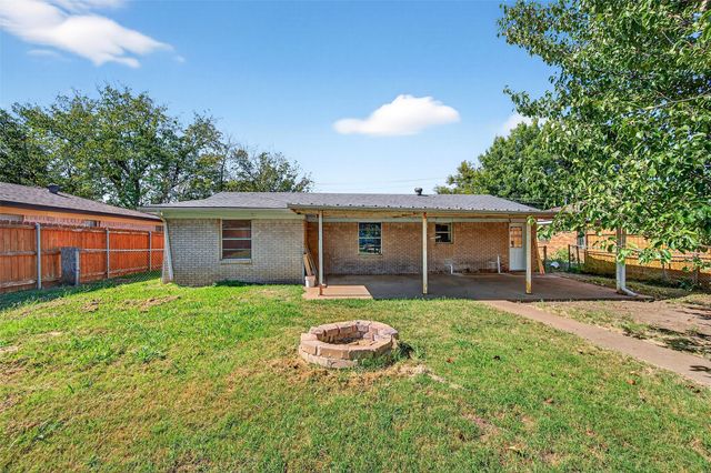 508 N Jordan Street, Whitesboro, TX 76273