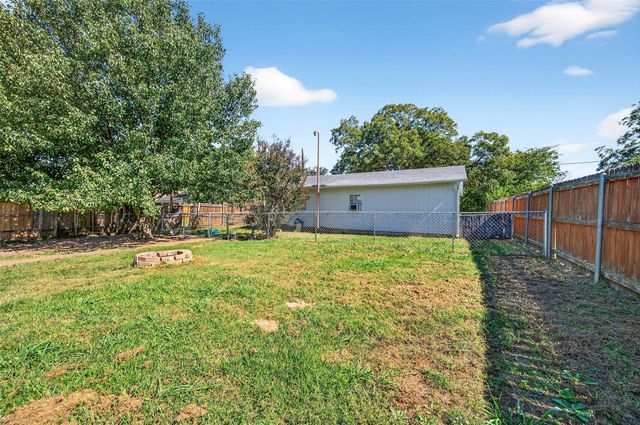 508 N Jordan Street, Whitesboro, TX 76273