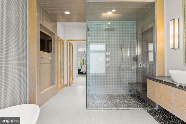 918 EXETER CRST #, Villanova, PA 19085