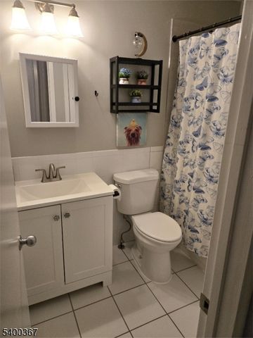 314 Spruce Hills Dr, Glen Gardner Boro, NJ 08826