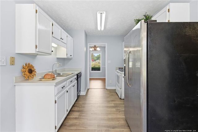 1358 Oak Knolls Drive, Fayetteville, NC 28314