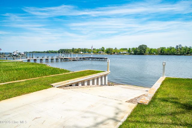 106 Bimini Court, Havelock, NC 28532