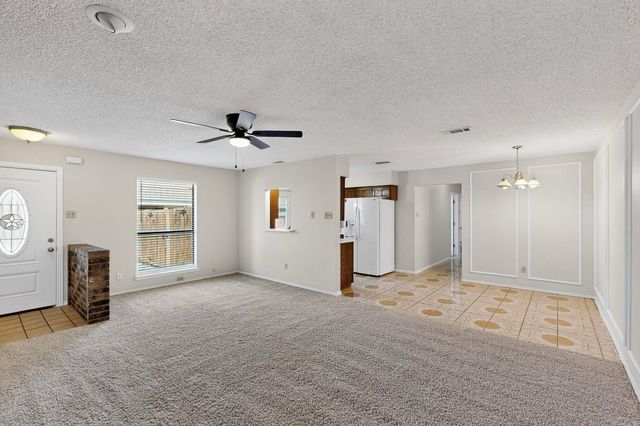 1013-1015 Vera Court, Irving, TX 75060