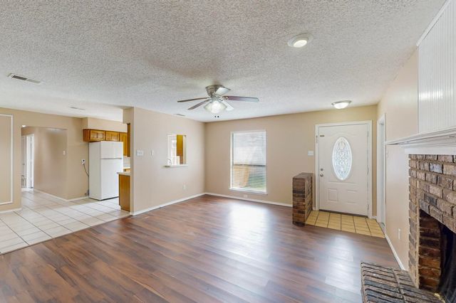 1013-1015 Vera Court, Irving, TX 75060
