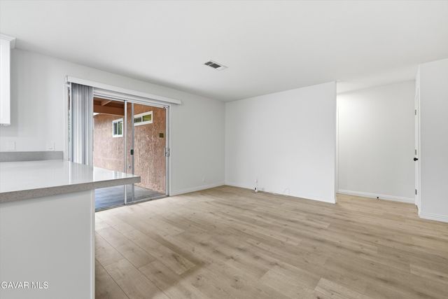 44453 Watford Ave Avenue, Lancaster, CA 93535