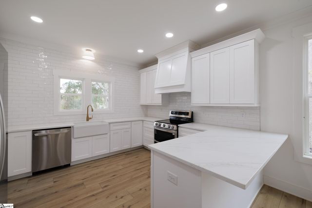 187 Ledo Lane, Fountain Inn, SC 29644