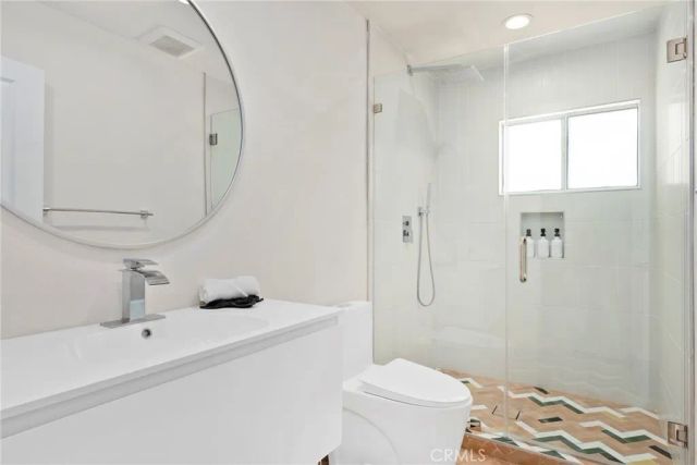 2214 Edna Drive, Santa Ana, CA 92706