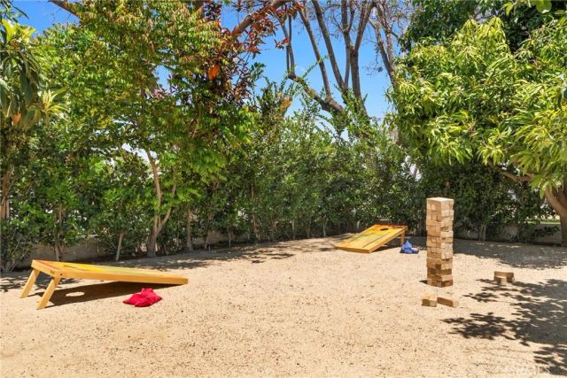 2214 Edna Drive, Santa Ana, CA 92706