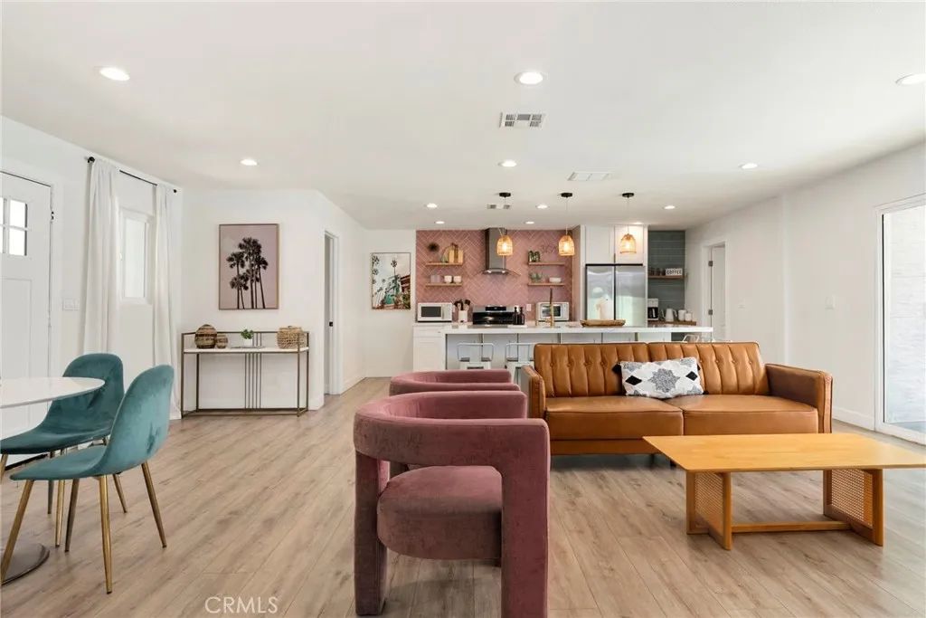 2214 Edna Drive, Santa Ana, CA 92706