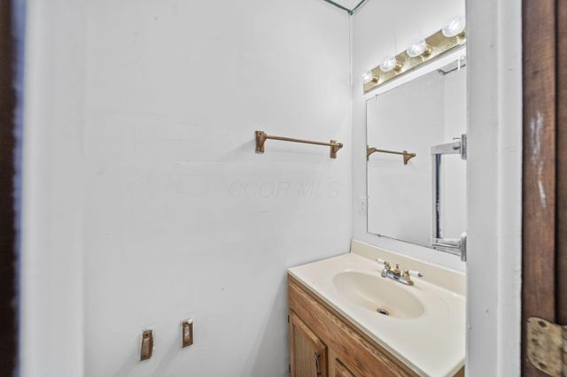 1225 E Livingston Avenue, Columbus, OH 43205