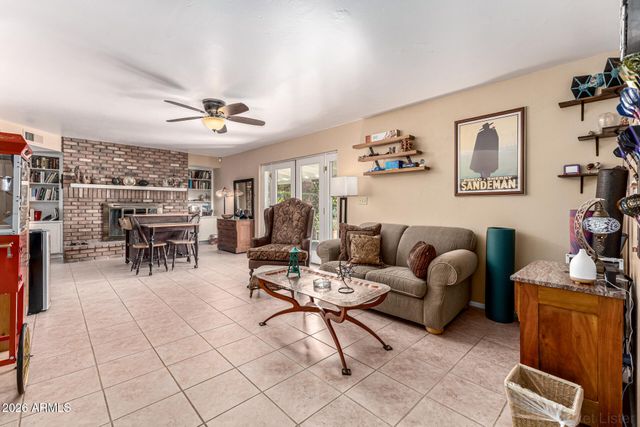 1905 E GARY Street, Mesa, AZ 85203