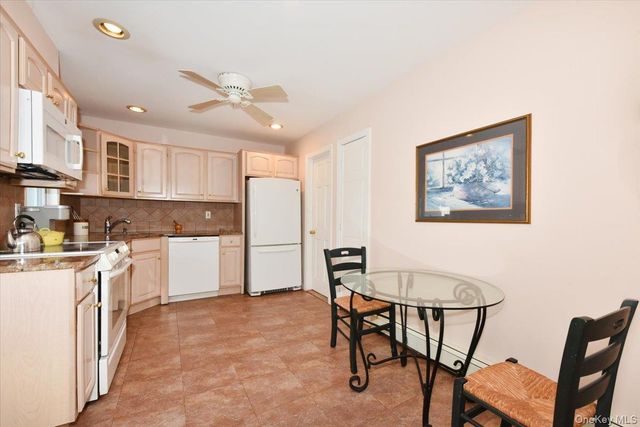 344 New York Avenue, Massapequa Park, NY 11762