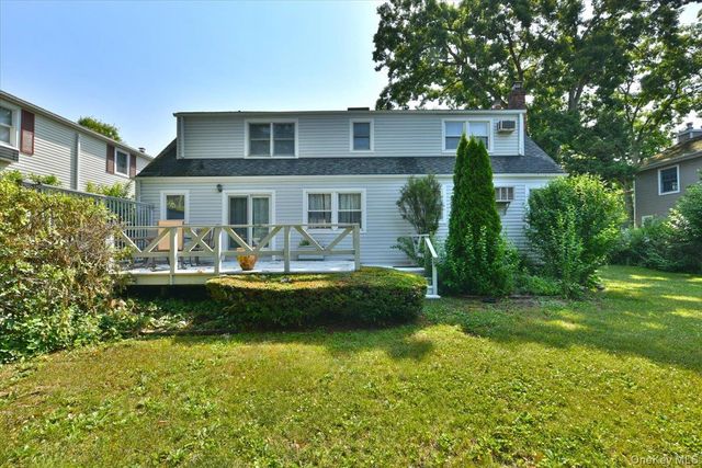 344 New York Avenue, Massapequa Park, NY 11762