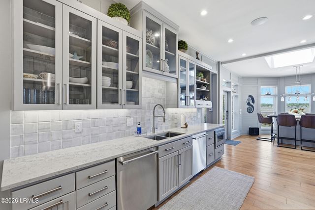 7 Peninsula Drive, Hilton Head Island, SC 29926