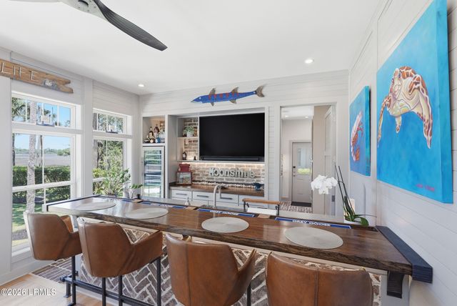7 Peninsula Drive, Hilton Head Island, SC 29926