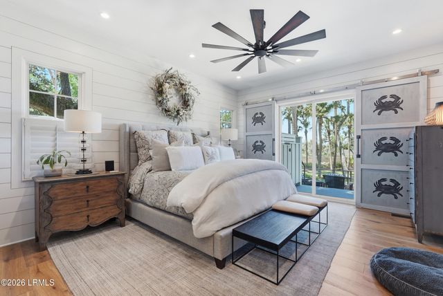 7 Peninsula Drive, Hilton Head Island, SC 29926