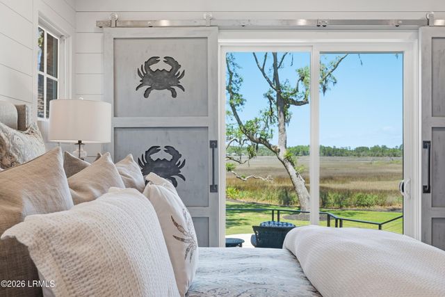 7 Peninsula Drive, Hilton Head Island, SC 29926