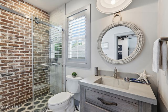 7 Peninsula Drive, Hilton Head Island, SC 29926