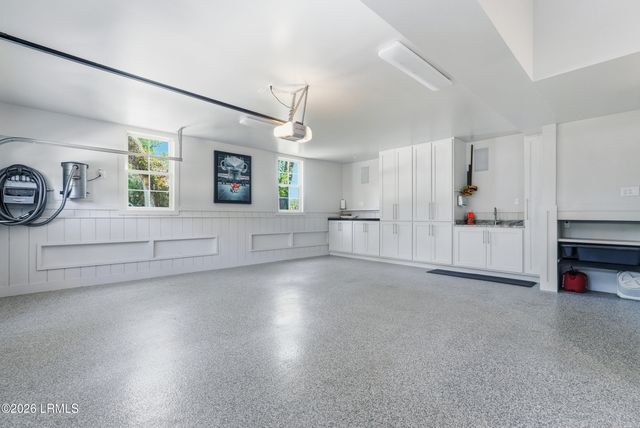 7 Peninsula Drive, Hilton Head Island, SC 29926